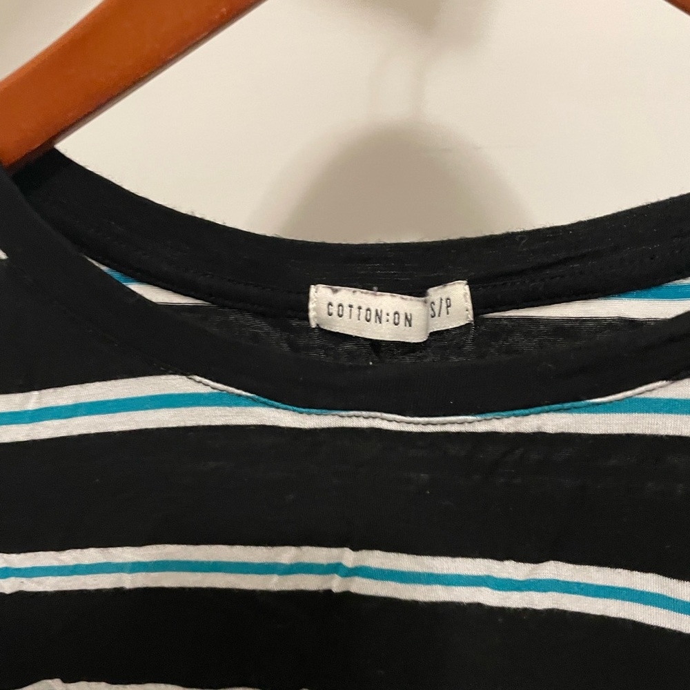 Cotton on baby tee - Picture 3 of 3
